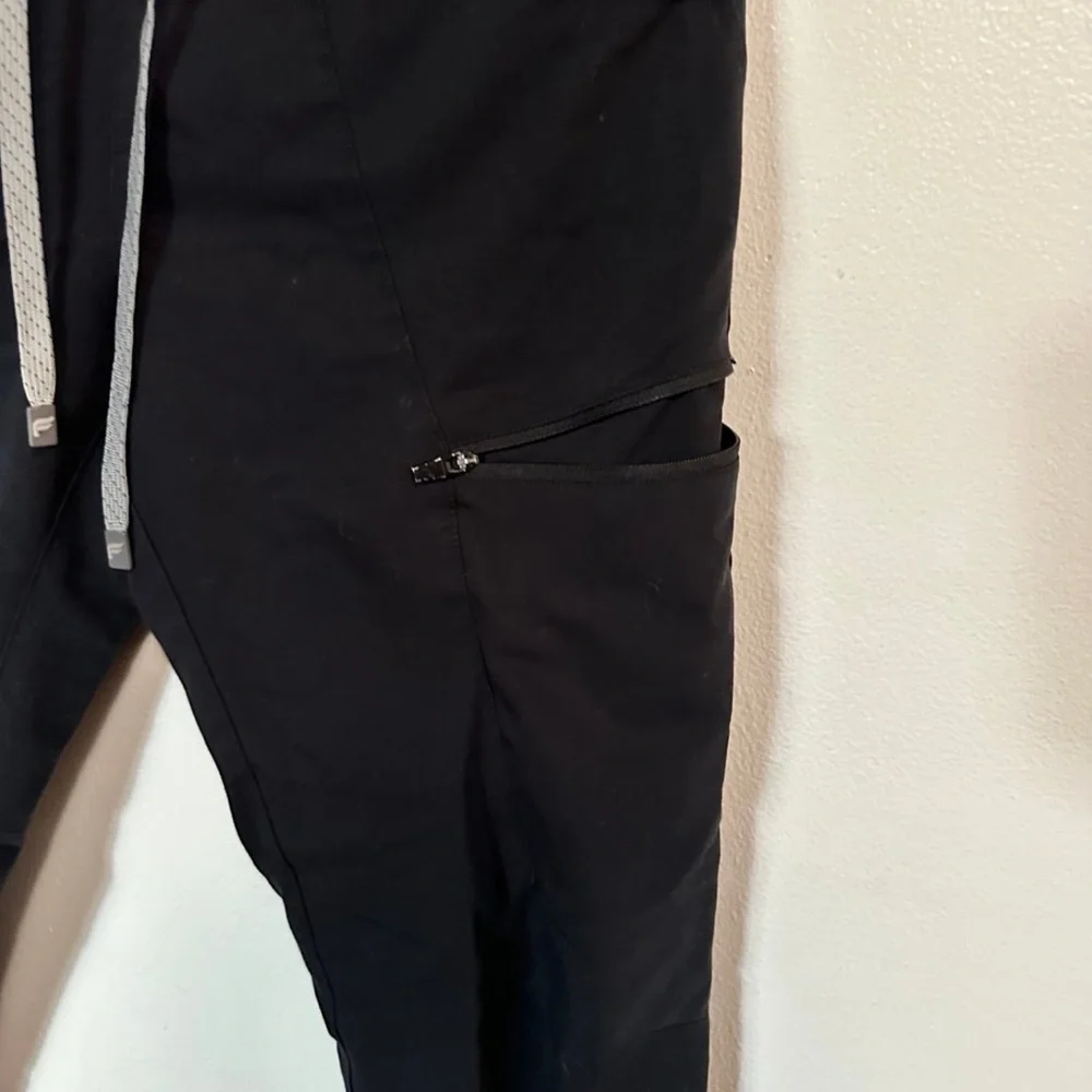 Fabletics Black Scrub Set Size Small | V-Neck Medical Uniform Set